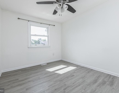 1445 Boxwood Drive - Photo Thumbnail 11