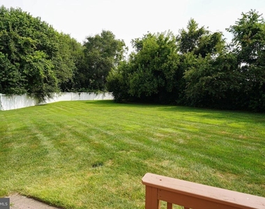 1331 Aspen Drive - Photo Thumbnail 11