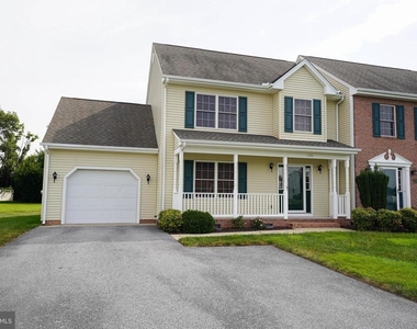 1331 Aspen Drive - Photo Thumbnail 2