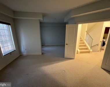 9629 Milestone Way - Photo Thumbnail 8
