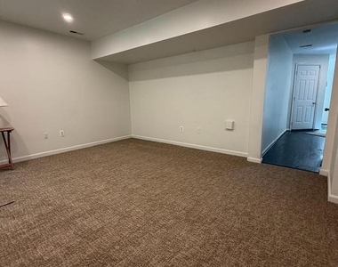 12109 Sutton Lane - Photo Thumbnail 4
