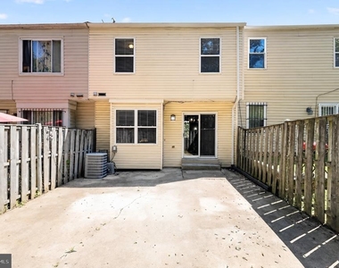 1731 Forest Park Drive - Photo Thumbnail 14