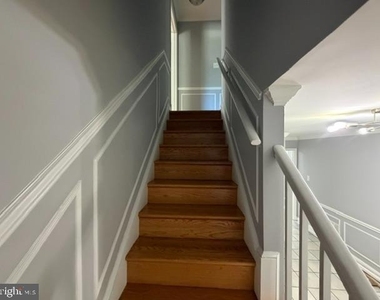 15820 Wayne Avenue - Photo Thumbnail 9