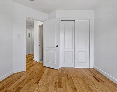 12710 Horseshoe Bend Circle - Photo Thumbnail 18