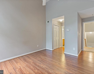 13037 Bridger Drive - Photo Thumbnail 18