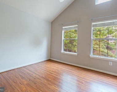 13037 Bridger Drive - Photo Thumbnail 17