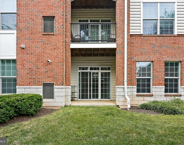 5910 Great Star Drive - Photo Thumbnail 16