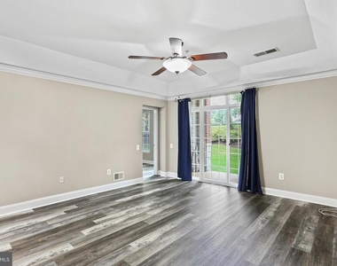 5910 Great Star Drive - Photo Thumbnail 3