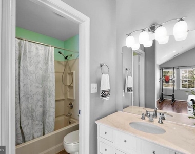 8371 Montgomery Run Road Se - Photo Thumbnail 24