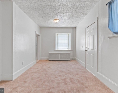 502 South Main Street - Photo Thumbnail 4