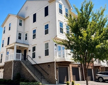 5845 Bella Marie Way - Photo Thumbnail 1