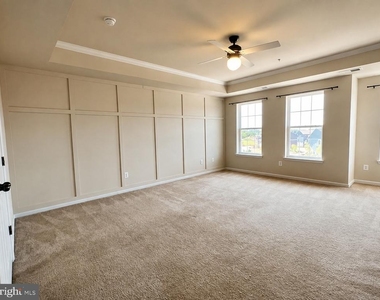 5845 Bella Marie Way - Photo Thumbnail 34
