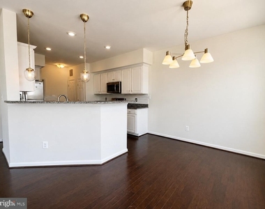 5845 Bella Marie Way - Photo Thumbnail 10