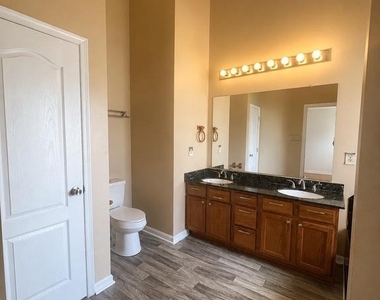 1107 Station Drive - Photo Thumbnail 7