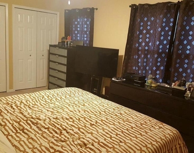 6079 Tapir Place - Photo Thumbnail 3