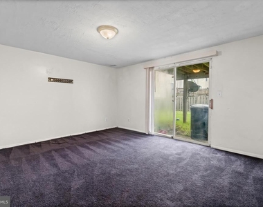 6957 Rockfield Road - Photo Thumbnail 19