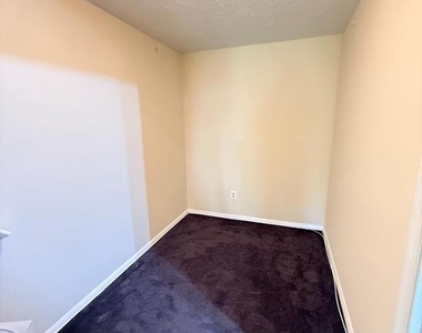 6957 Rockfield Road - Photo Thumbnail 18