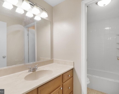 8507 Castlemill Circle - Photo Thumbnail 24