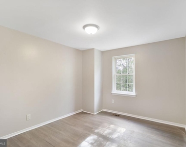 8507 Castlemill Circle - Photo Thumbnail 19