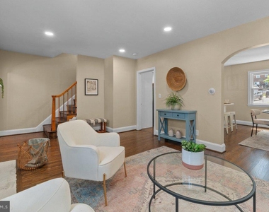 3027 Lavender Avenue - Photo Thumbnail 6