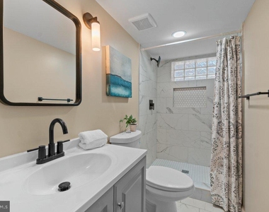 3027 Lavender Avenue - Photo Thumbnail 20