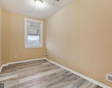 7443 Holabird Avenue - Photo Thumbnail 10