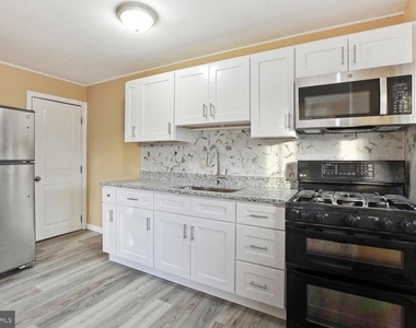 7443 Holabird Avenue - Photo Thumbnail 5