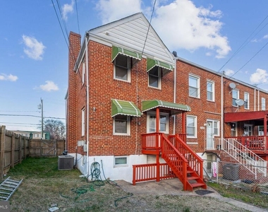 7443 Holabird Avenue - Photo Thumbnail 13