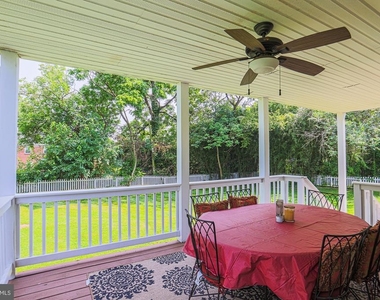 215 Clarendon Avenue - Photo Thumbnail 12
