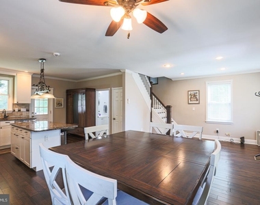215 Clarendon Avenue - Photo Thumbnail 32