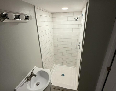 3704 W Belvedere Avenue - Photo Thumbnail 16
