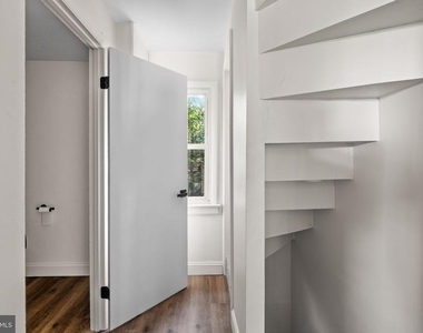 322 S Poppleton Street - Photo Thumbnail 14