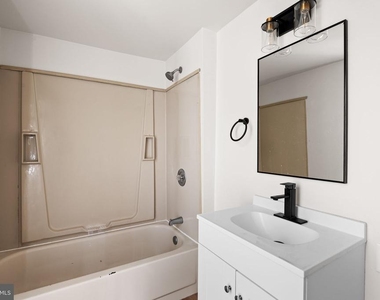 322 S Poppleton Street - Photo Thumbnail 12