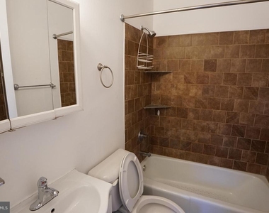 804 Cathedral St - Photo Thumbnail 6