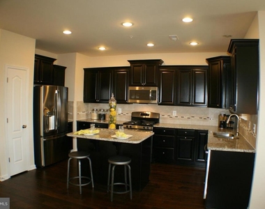 1610 Sun High Terrace - Photo Thumbnail 4