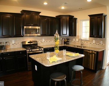 1610 Sun High Terrace - Photo Thumbnail 5