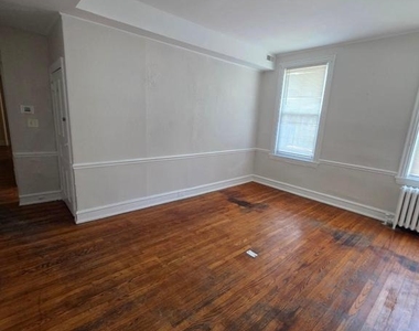 1314 Philadelphia Pike - Photo Thumbnail 4