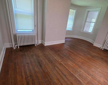 1314 Philadelphia Pike - Photo Thumbnail 10