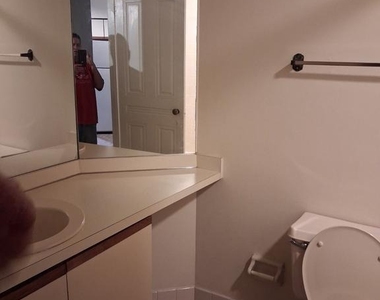 1504 N Broom Street - Photo Thumbnail 1