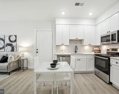 2495 Alabama Avenue Se - Photo Thumbnail 2
