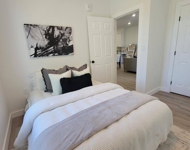 2495 Alabama Avenue Se - Photo Thumbnail 5