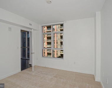 1025 1st Street Se - Photo Thumbnail 8