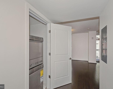 1025 1st Street Se - Photo Thumbnail 13
