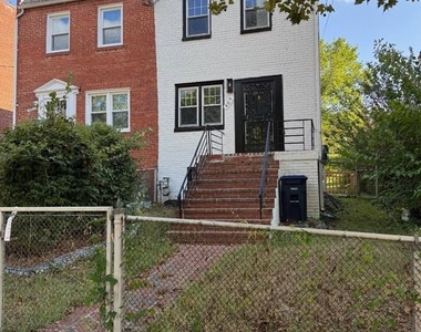 407 Xenia Street Se - Photo Thumbnail 5