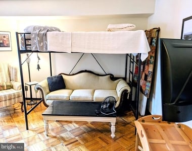 1801 Clydesdale Place Nw - Photo Thumbnail 5