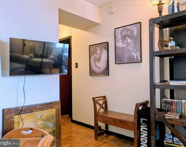 1801 Clydesdale Place Nw - Photo Thumbnail 2