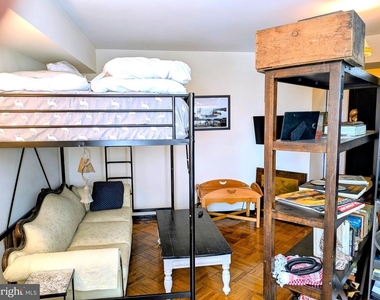 1801 Clydesdale Place Nw - Photo Thumbnail 7
