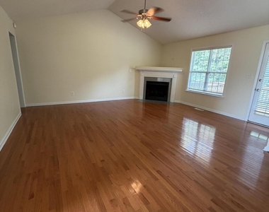 112 Cabin Bar Drive - Photo Thumbnail 2