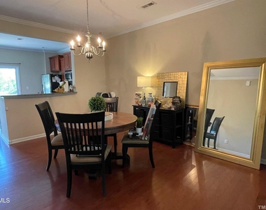 1002 Summerhouse Road - Photo Thumbnail 2