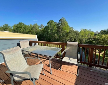 1002 Summerhouse Road - Photo Thumbnail 7